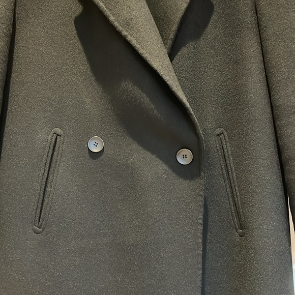 Coat - Picture 3 of 4